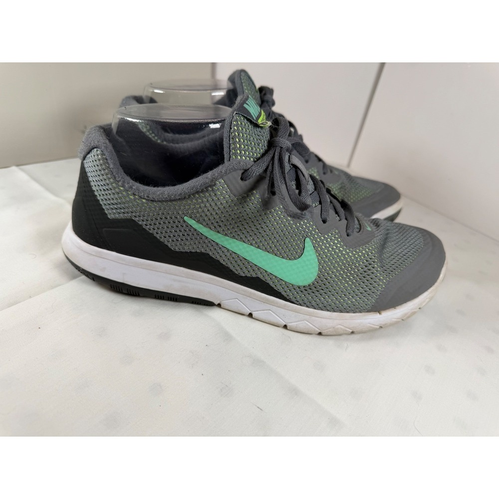 Nike Grey Green Running Shoes Women's Sneakers 8‎